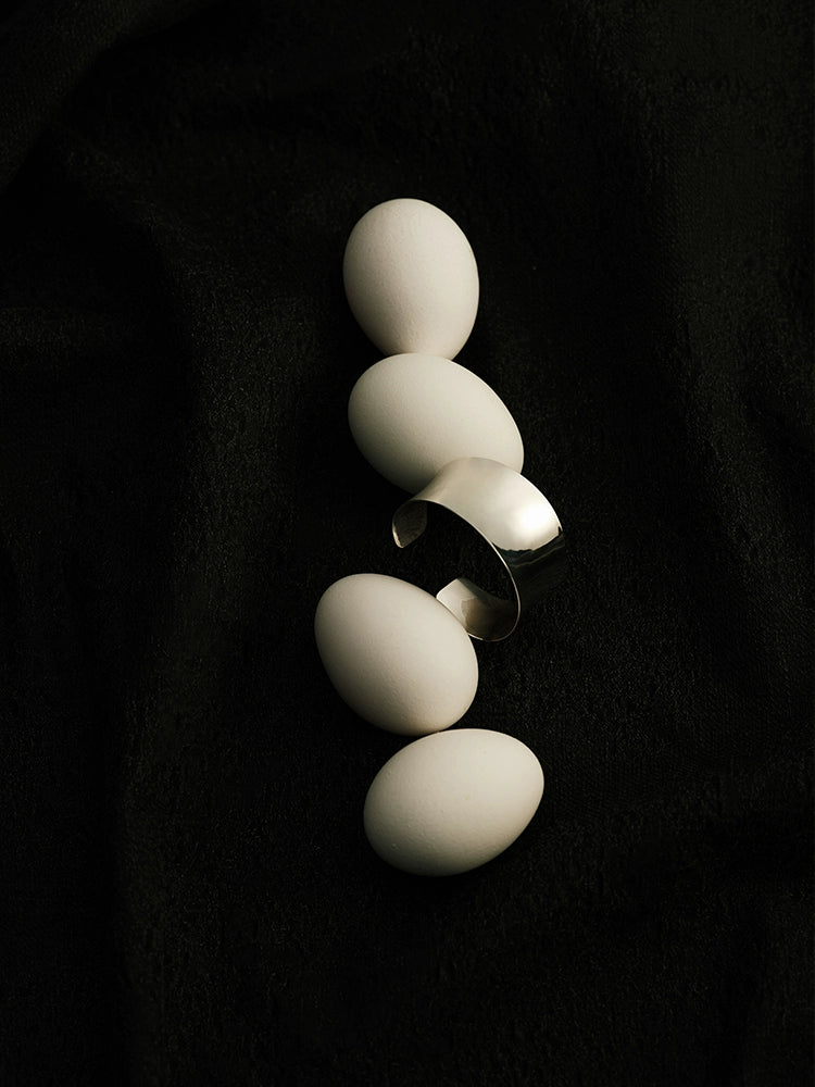 Linea Bracelet | Polished Wide-Band Design - Handcrafted S925 Silver